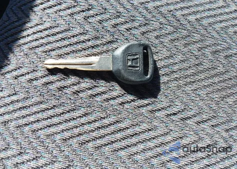 1997 Honda Cr-V z USA, uszkodzony, nr VIN JHLRD1850VC028276